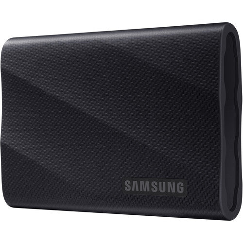 Samsung MU-PG4T0BW T9 Portable SSD 4 TB. Transfer speed up to 2000 MB/s.
Write Speed up to 1950MB/s. USB 3.2 (Gen2x2. 20Gbps). AES 256-bit hardware encryption.
Windows®. macOS®. Android™ Compatible Colour: Black