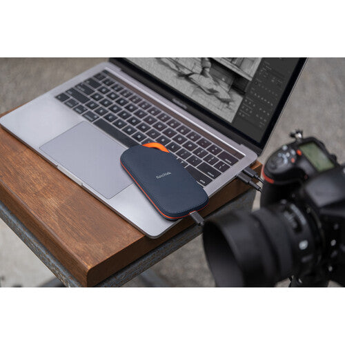 SanDisk Extreme PRO with USB4, 4TB, 40Gbps, up to 3800 MB/s read  up to 3700MB/s write speed