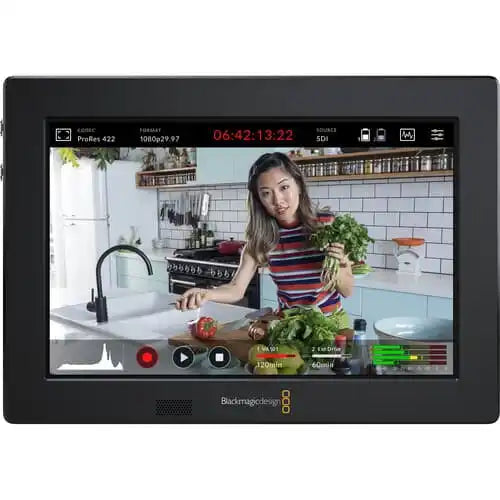 Blackmagic Video Assist 7 3G (NP-F style batteries not included)