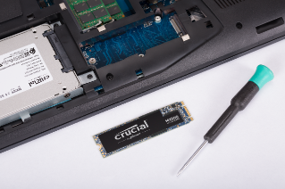 Crucial MX500 1000GB M.2 2280DS SSD